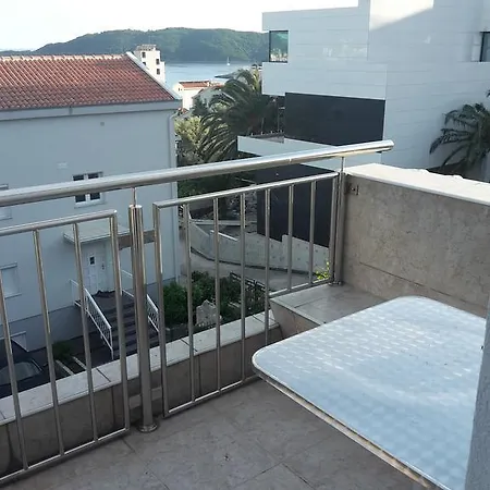 Andrija Lägenhet Budva
